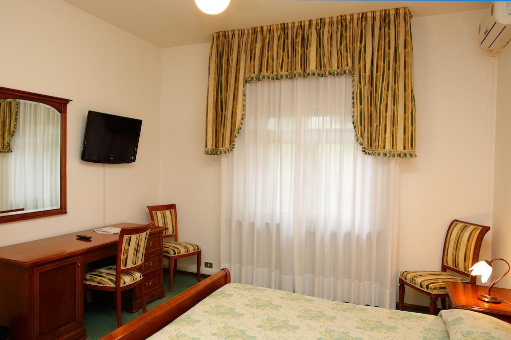 Locanda Al Castello Wellness Resort Cividale Del Friuli Phòng bức ảnh
